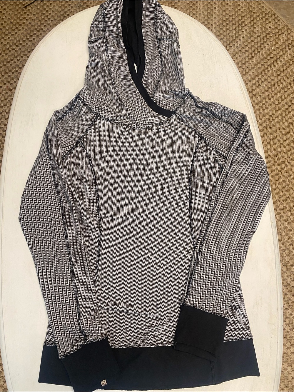 lululemon athletica Gray Hooded Cowl Pullover